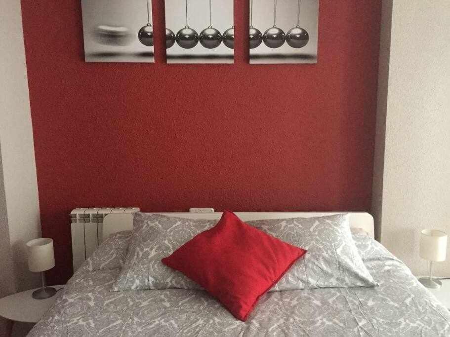 Apartamento Ayla Ayuntamiento Pamplona Luaran gambar