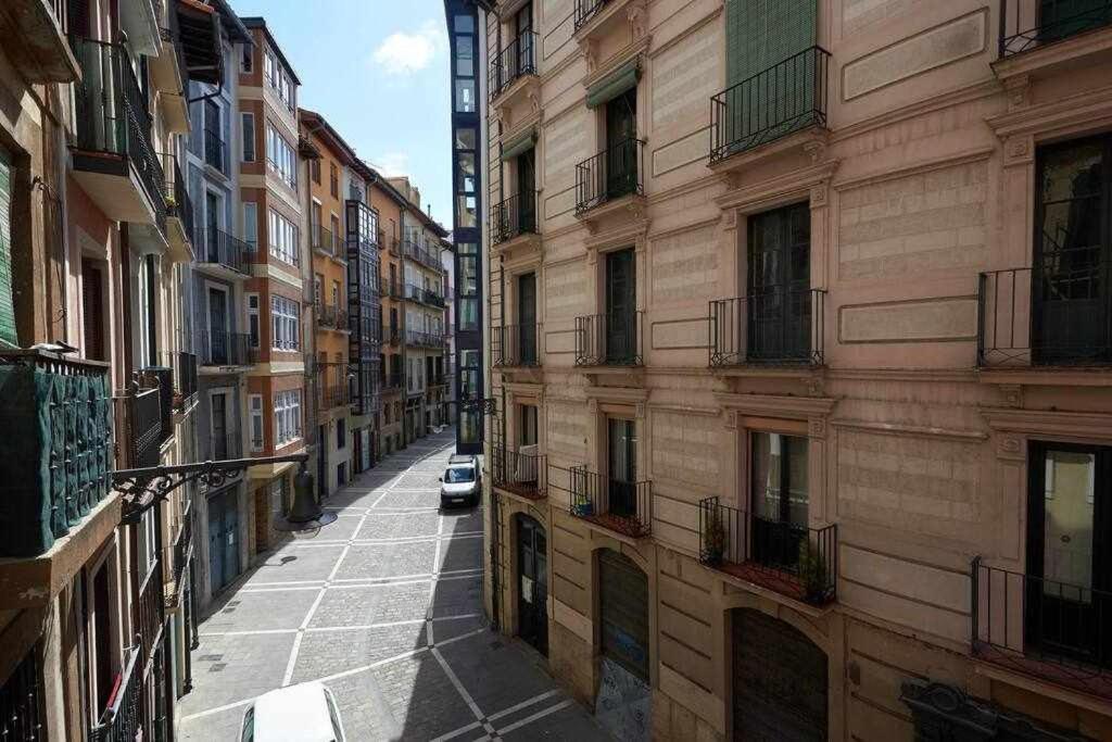 Apartamento Ayla Ayuntamiento Pamplona Luaran gambar